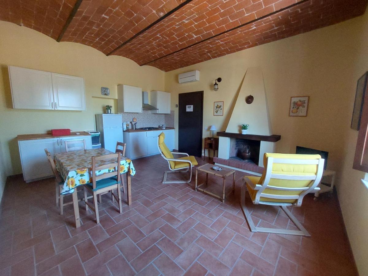 Agriturismo Il Pescinone Venturina Terme Bagian luar foto