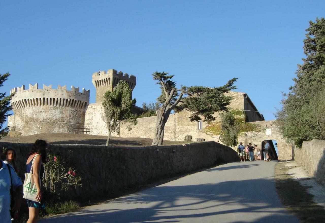 Agriturismo Il Pescinone Venturina Terme Bagian luar foto